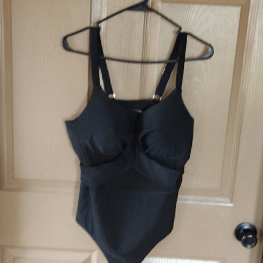 NWOT Ladies Bathing Suit - Picture 1 of 12